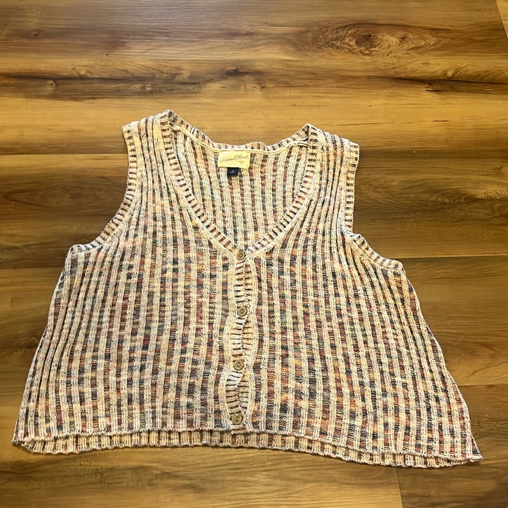 Universal Threads Sweater